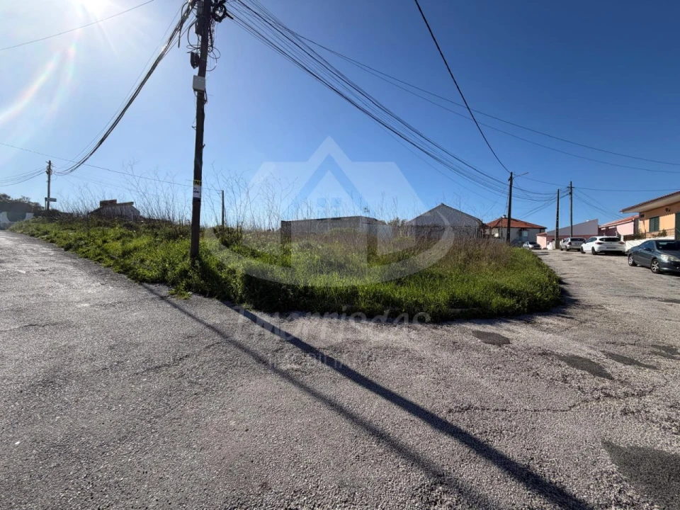 Terreno para Venda em Santa Iria de Azoia, São João da Talha e Bobadela Foto 1