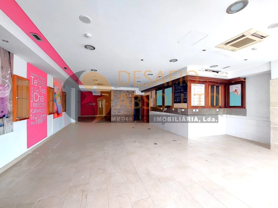 Loja para Arrendamento em Barreiro e Lavradio Foto 1