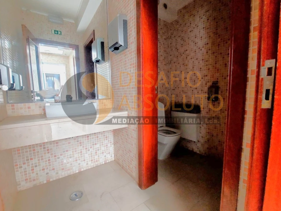 Loja para Arrendamento em Barreiro e Lavradio Foto 11