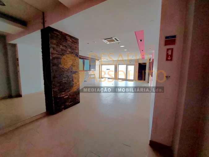 Loja para Arrendamento em Barreiro e Lavradio Foto 9