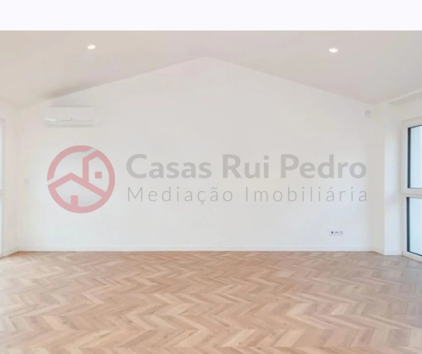 Apartamento T1 para Venda em União das Freguesias de Setúbal Foto 9