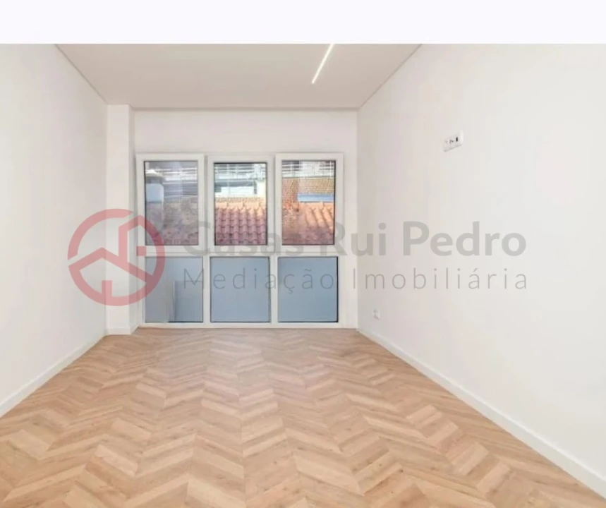 Apartamento T1 para Venda em União das Freguesias de Setúbal Foto 10