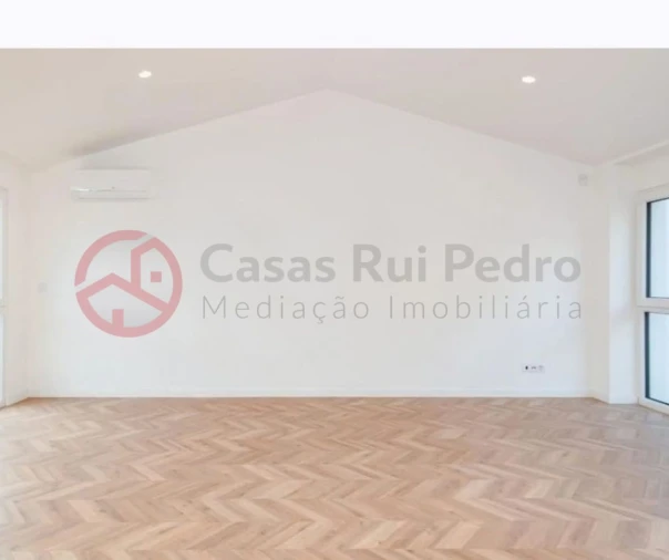 Apartamento T1 para Venda em União das Freguesias de Setúbal Foto 9