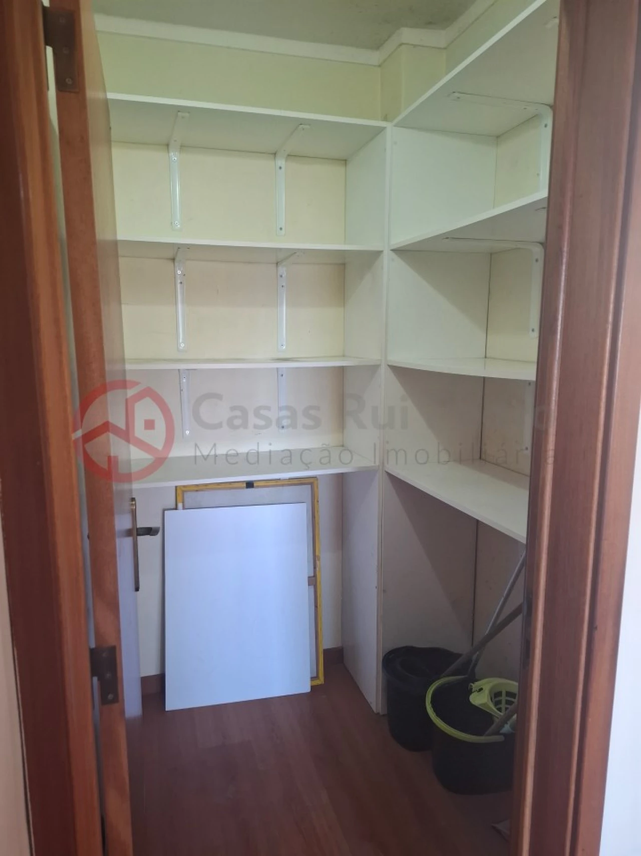 Apartamento T2 para Venda em Queluz e Belas Foto 8