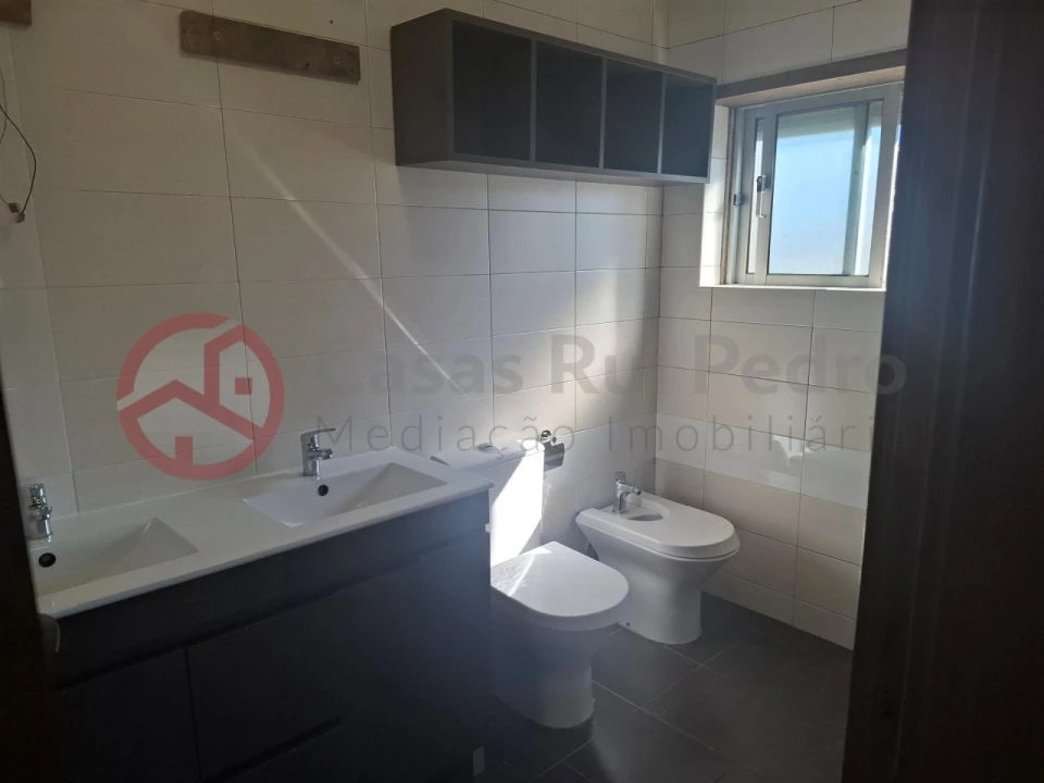 Apartamento T2 para Venda em Queluz e Belas Foto 11