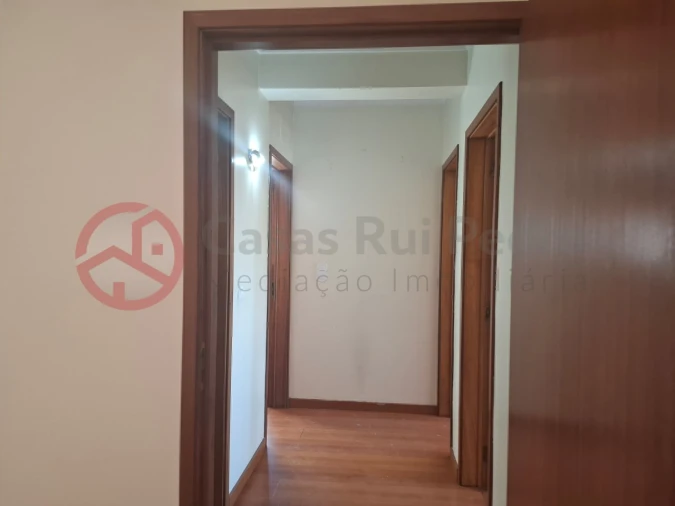 Apartamento T2 para Venda em Queluz e Belas Foto 10
