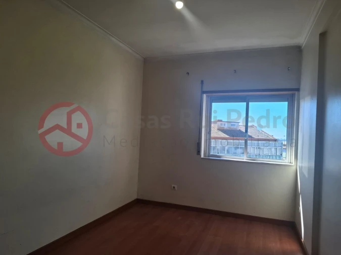 Apartamento T2 para Venda em Queluz e Belas Foto 16