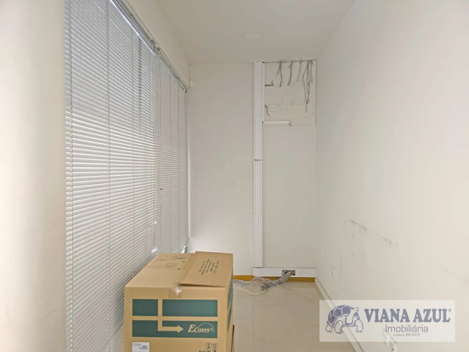 Loja para Arrendamento em Darque Foto 12