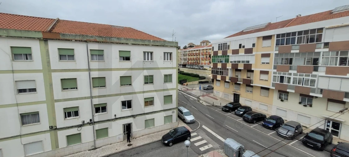 Apartamento T2 para Venda em Massamá e Monte Abraão Foto 17