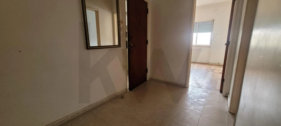 Apartamento T2 para Venda em Massamá e Monte Abraão Foto 12