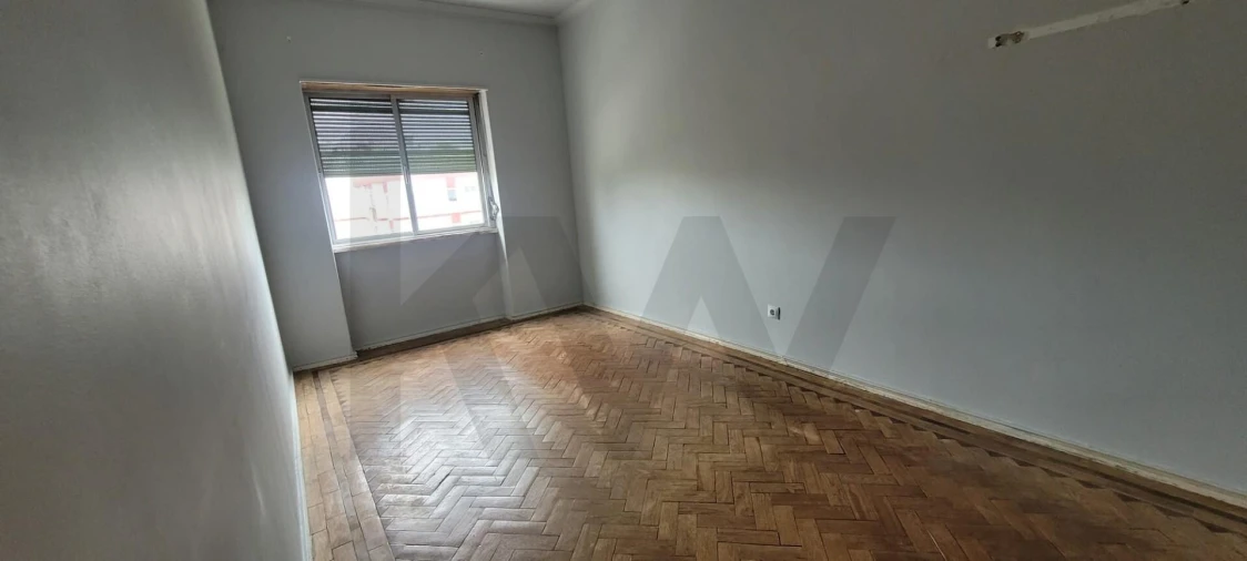 Apartamento T2 para Venda em Massamá e Monte Abraão Foto 9