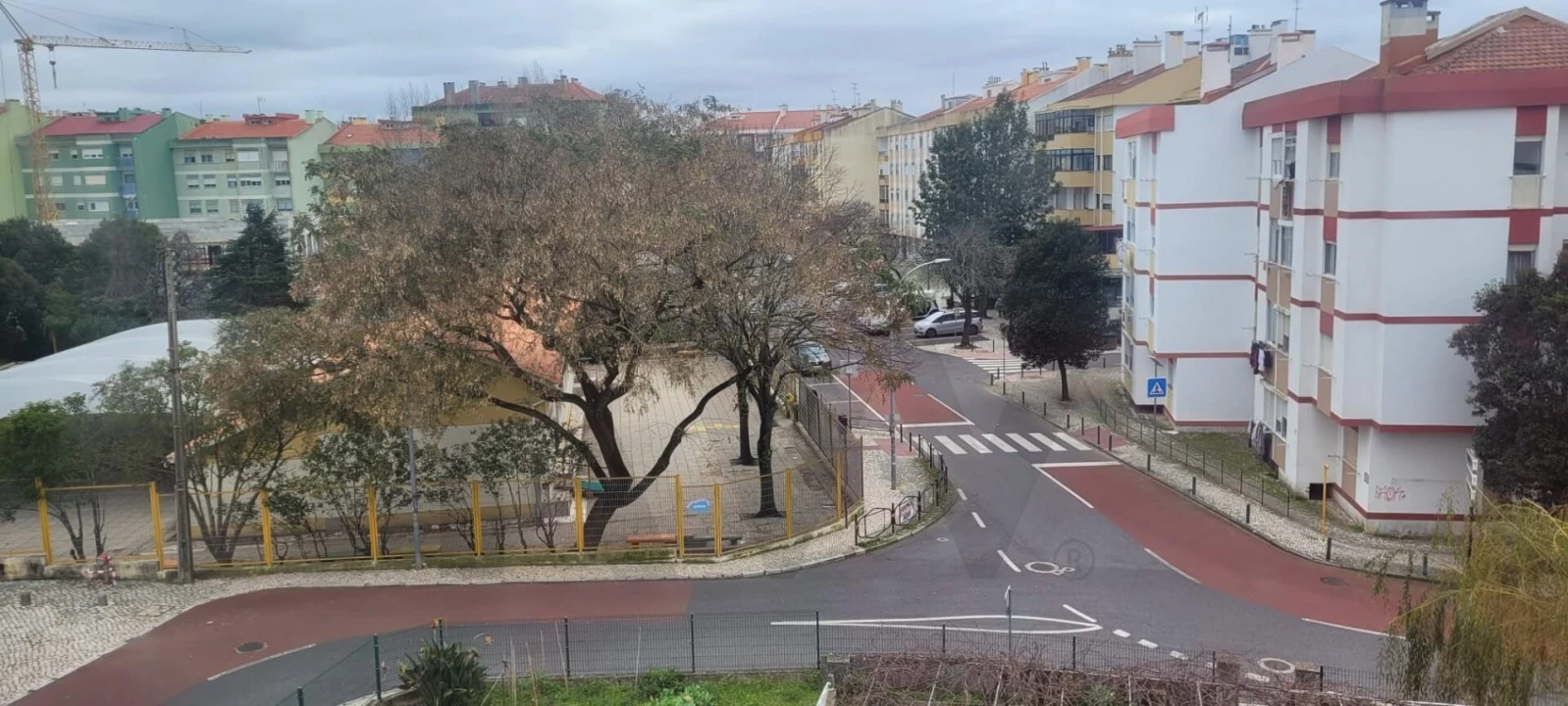 Apartamento T2 para Venda em Massamá e Monte Abraão Foto 18