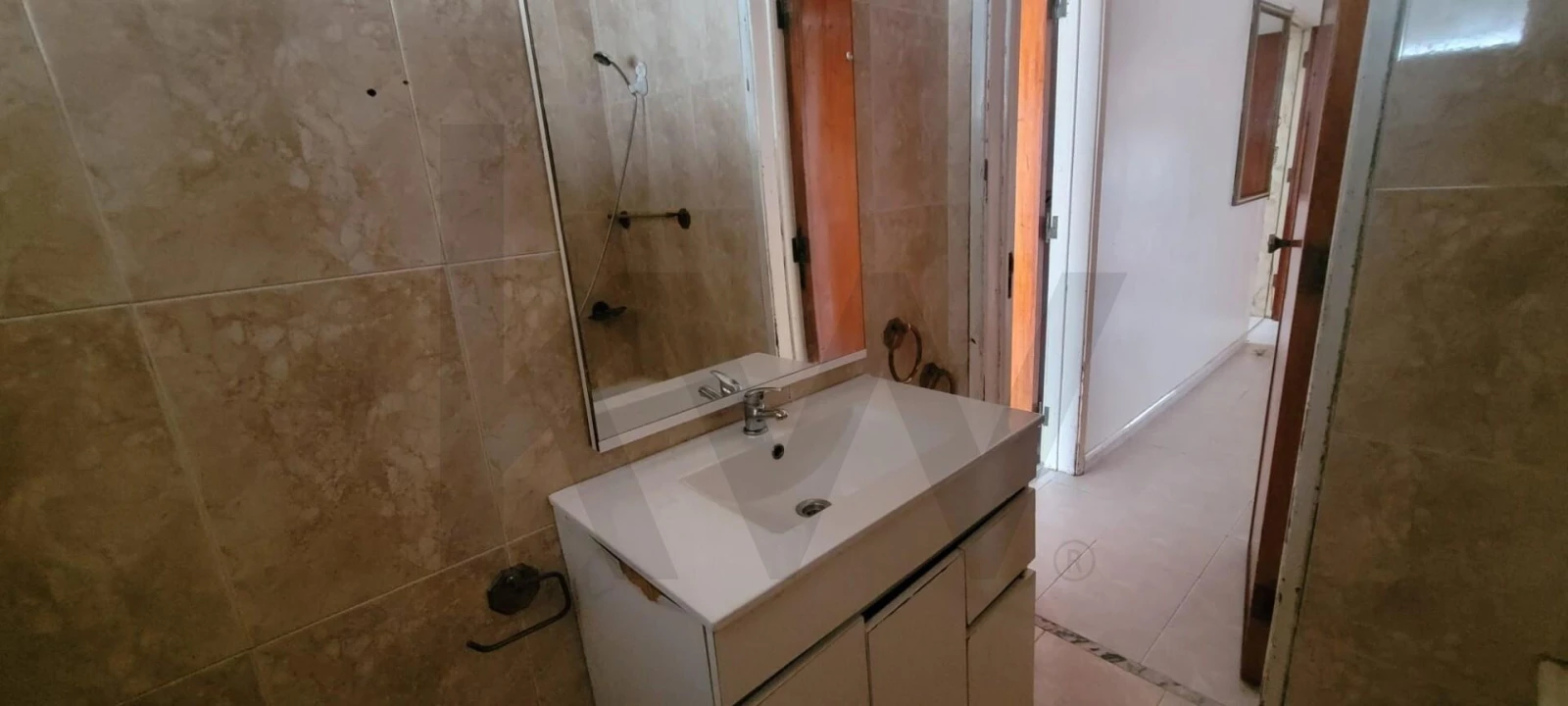 Apartamento T2 para Venda em Massamá e Monte Abraão Foto 11