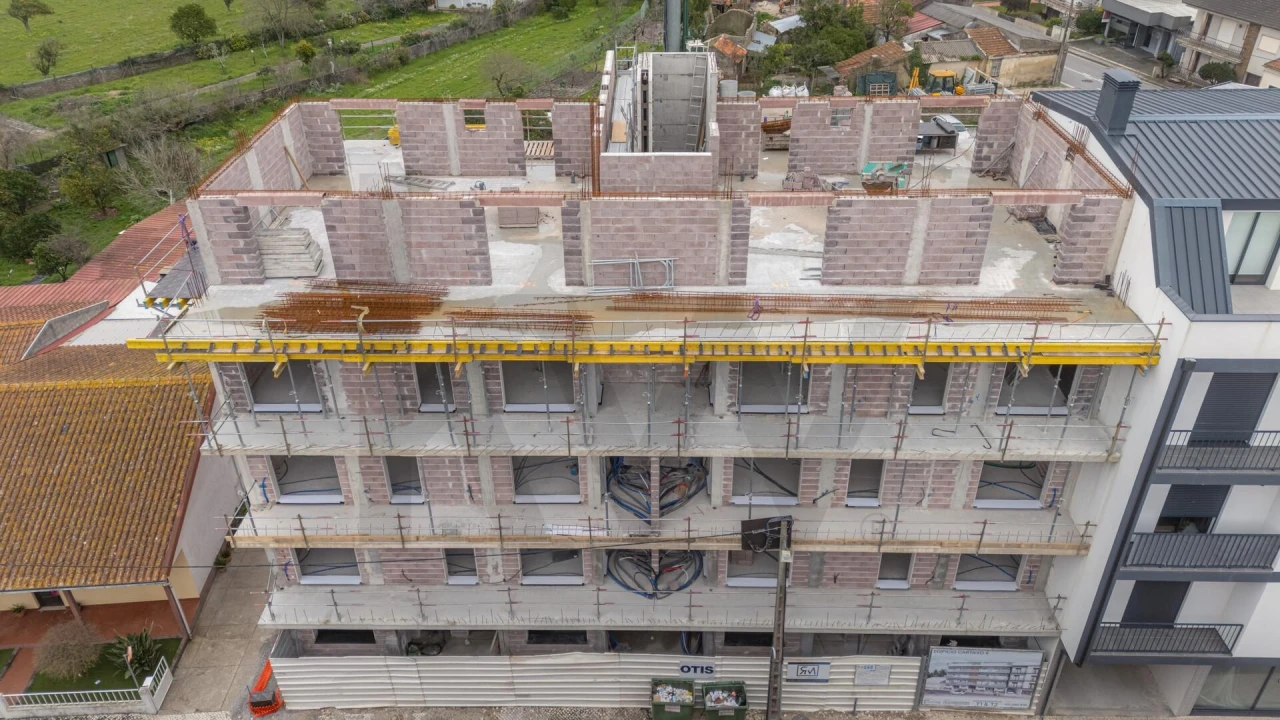 Apartamento T2 para Venda em Mira Foto 2