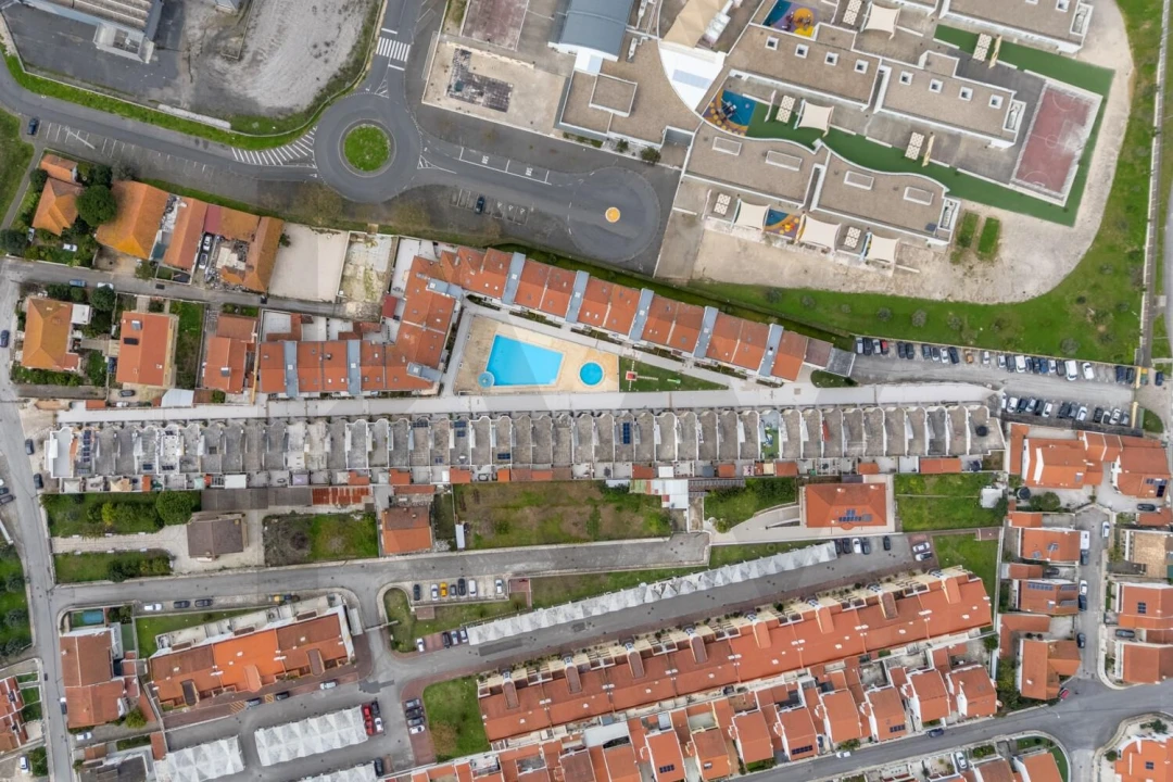 Apartamento T3 para Venda em Carregado e Cadafais Foto 39