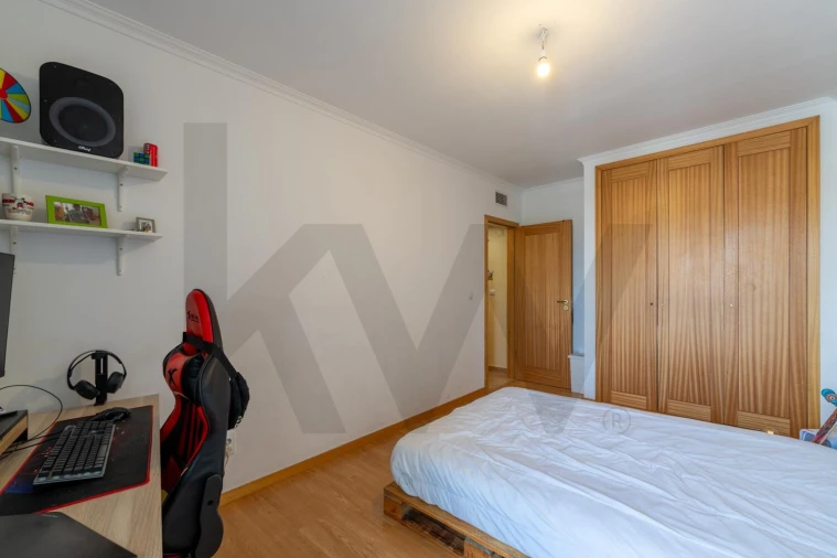 Apartamento T3 para Venda em Carregado e Cadafais Foto 23