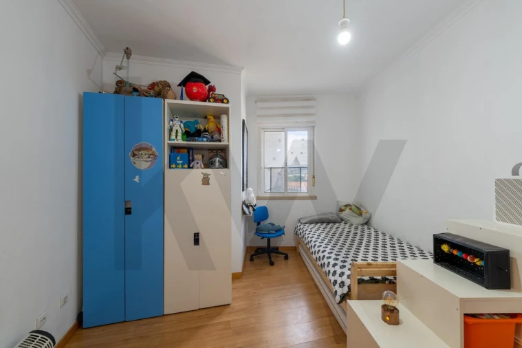 Apartamento T3 para Venda em Carregado e Cadafais Foto 16