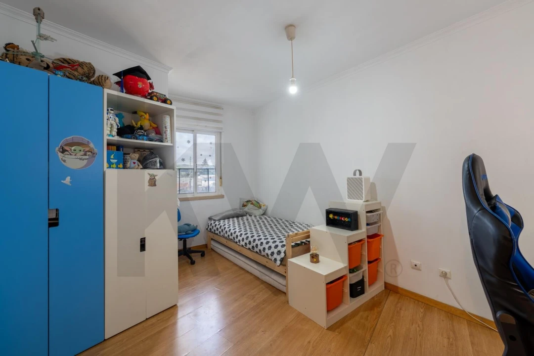 Apartamento T3 para Venda em Carregado e Cadafais Foto 15