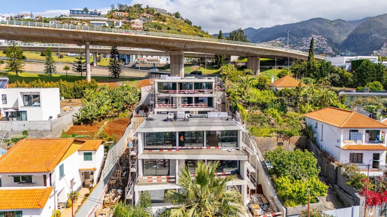 Apartamento T1 para Venda em São Martinho Foto 11