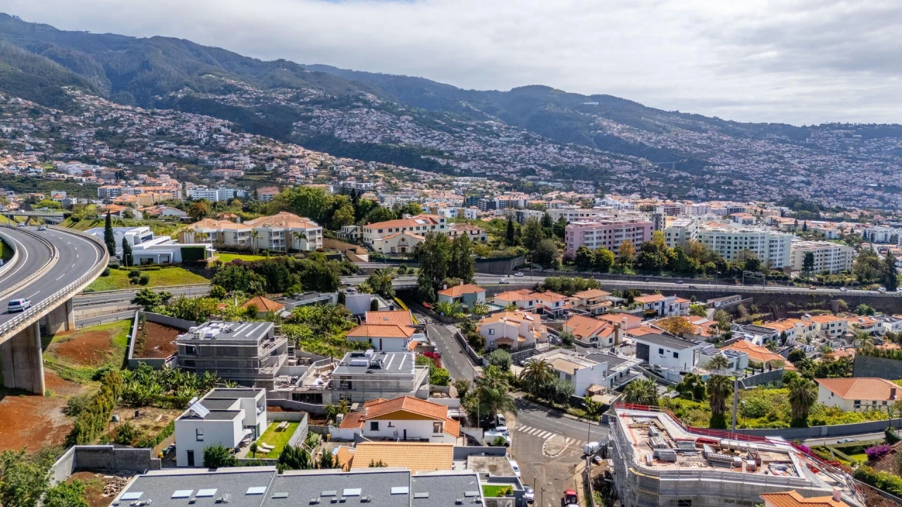Apartamento T1 para Venda em São Martinho Foto 15