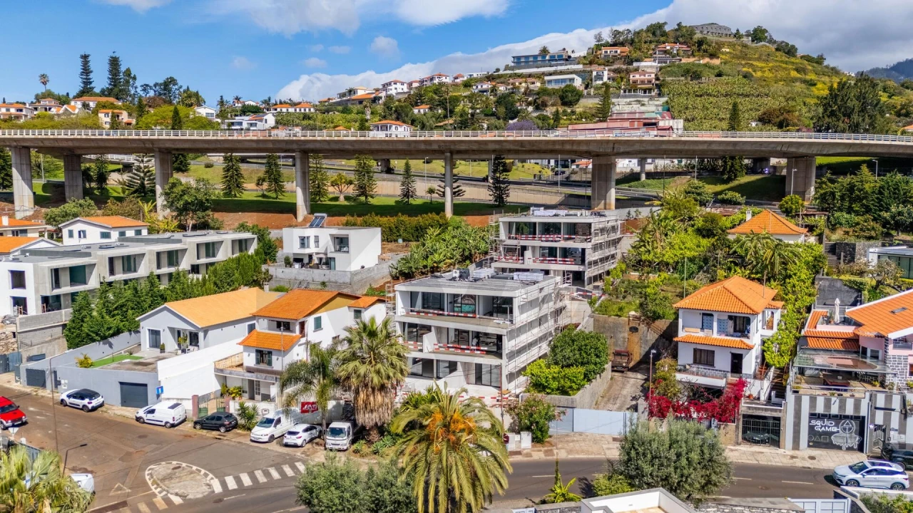 Apartamento T1 para Venda em São Martinho Foto 10
