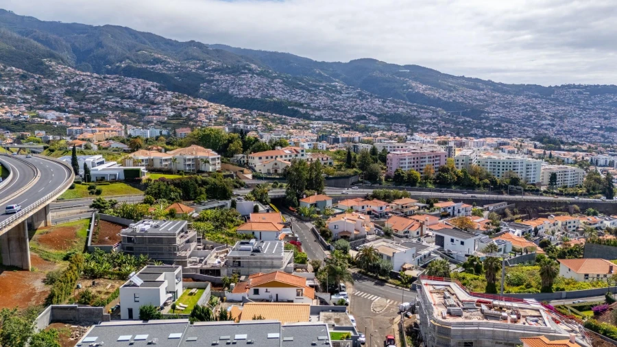 Apartamento T1 para Venda em São Martinho Foto 15