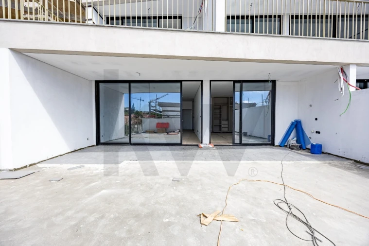 Apartamento T1 para Venda em São Martinho Foto 17