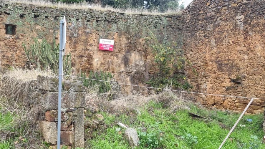Terreno para Venda em Tortosendo Foto 3