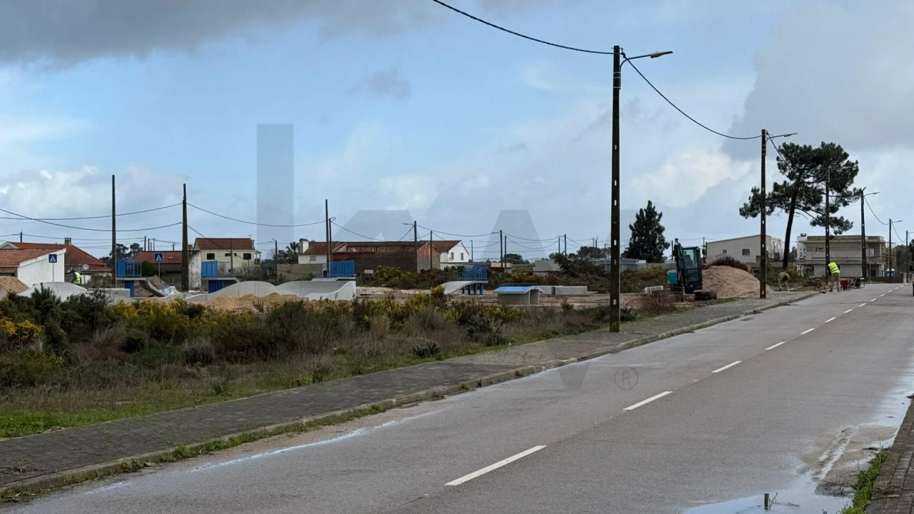 Terreno para Venda em Quinta do Anjo Foto 3