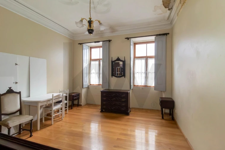 Prédio para Venda em Santa Marinha e São Pedro da Afurada Foto 17