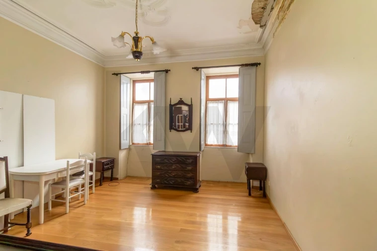 Prédio para Venda em Santa Marinha e São Pedro da Afurada Foto 14