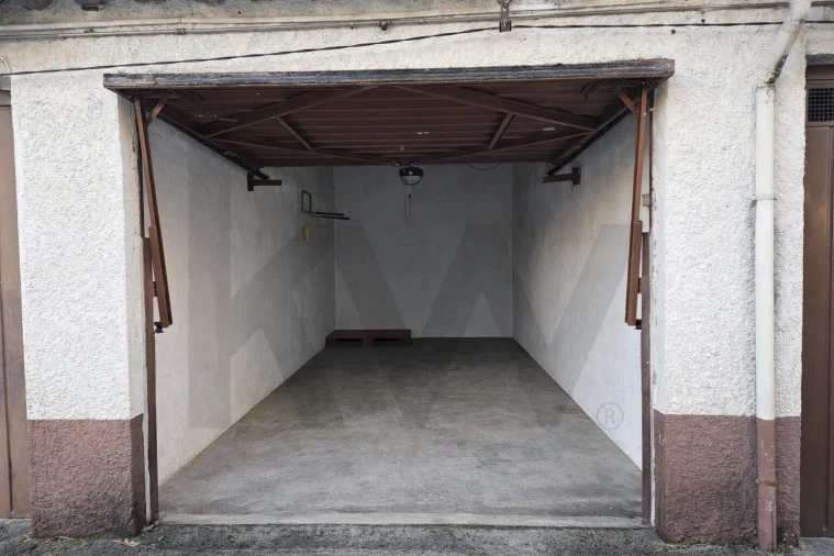 Garagem para Arrendamento em Sé Nova, Santa Cruz, Almedina e São Bartolomeu Foto 2