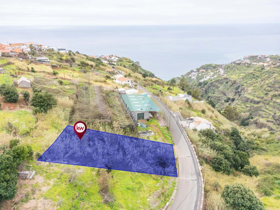 Terreno para Venda em Arco da Calheta Foto 8