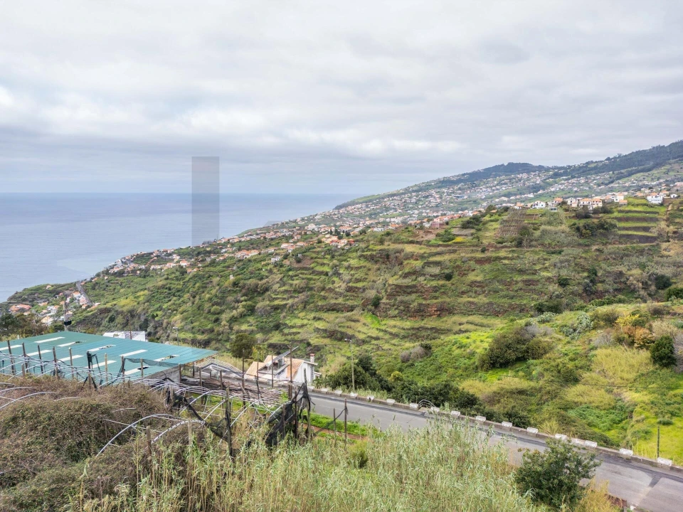 Terreno para Venda em Arco da Calheta Foto 14