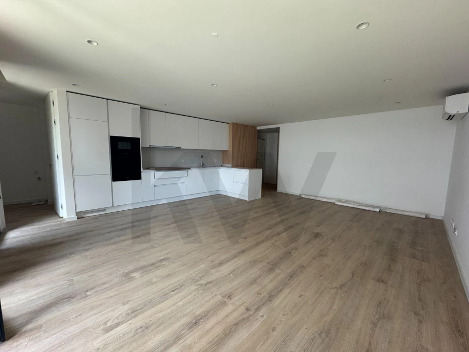 Apartamento T3 para Venda em Requeixo, Nossa Senhora de Fátima e Nariz Foto 1