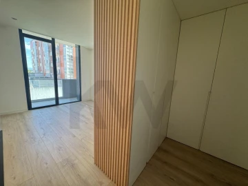 Apartamento T3 para Venda em Requeixo, Nossa Senhora de Fátima e Nariz