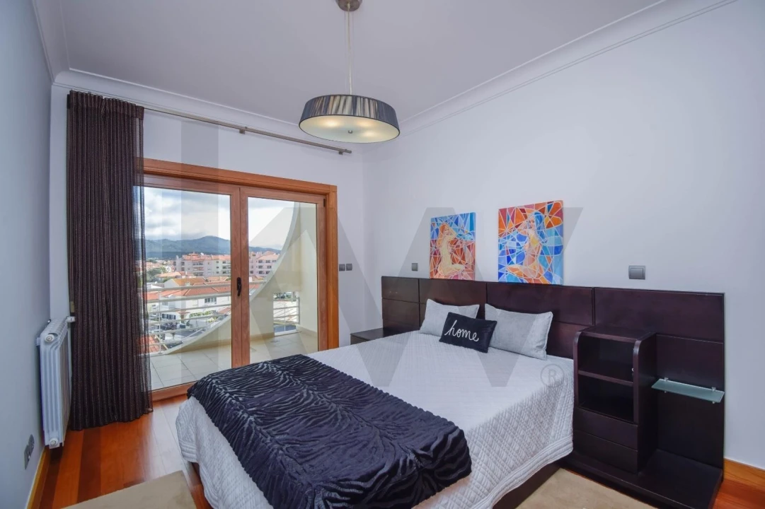 Apartamento T3 para Arrendamento em Alcabideche Foto 13