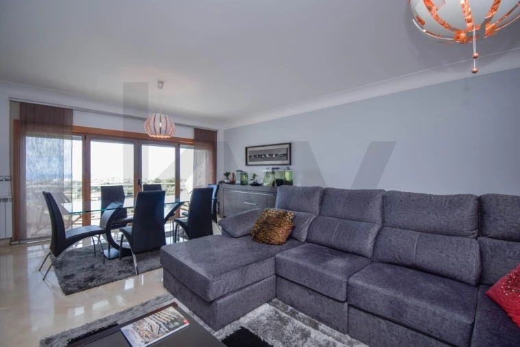 Apartamento T3 para Arrendamento em Alcabideche Foto 9