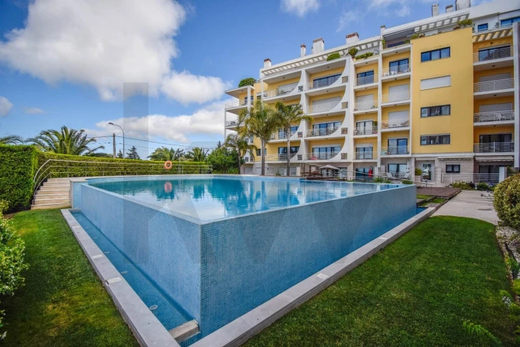 Apartamento T3 para Arrendamento em Alcabideche Foto 28