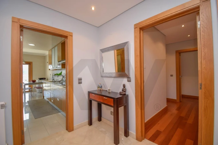 Apartamento T3 para Arrendamento em Alcabideche Foto 4