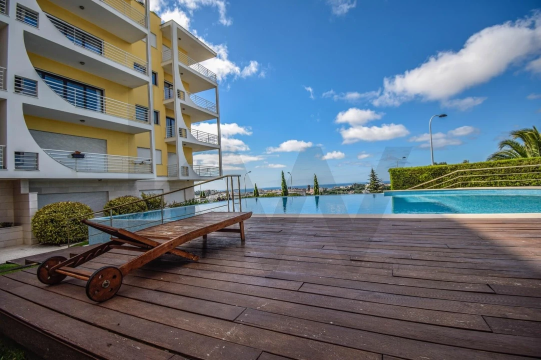 Apartamento T3 para Arrendamento em Alcabideche Foto 27