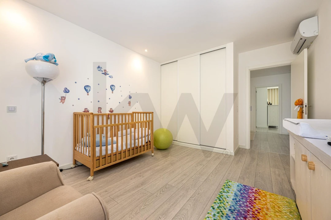 Moradia T3 para Arrendamento em Sarilhos Grandes Foto 22