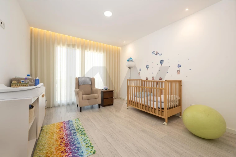 Moradia T3 para Arrendamento em Sarilhos Grandes Foto 23