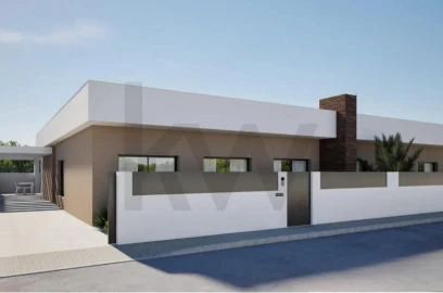 Moradia T4 para Venda em Fernao Ferro