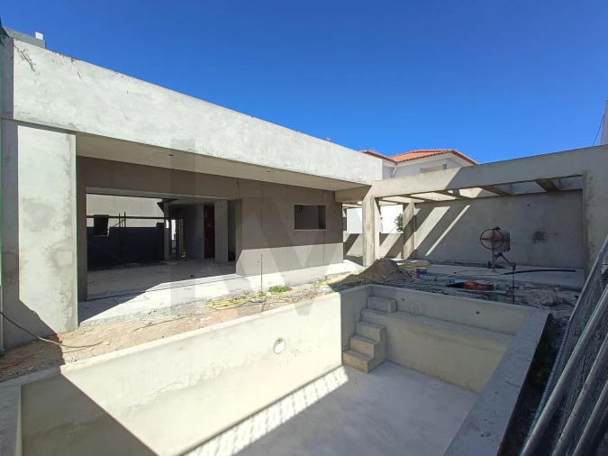 Moradia T4 para Venda em Fernao Ferro Foto 25