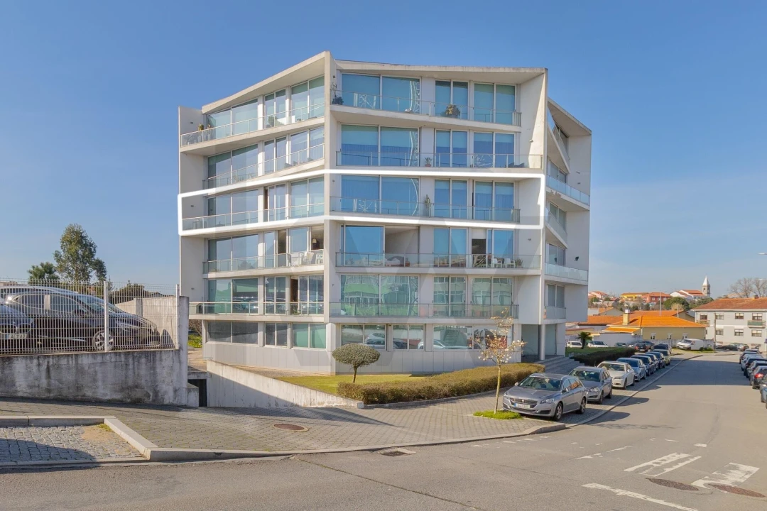 Apartamento T3 para Venda em Santa Marinha e São Pedro da Afurada Foto 1