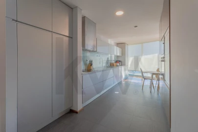 Apartamento T3 para Venda em Santa Marinha e São Pedro da Afurada