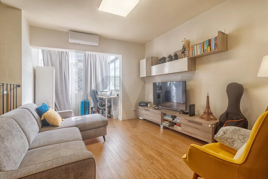 Apartamento T1 para Venda em São Martinho Foto 9