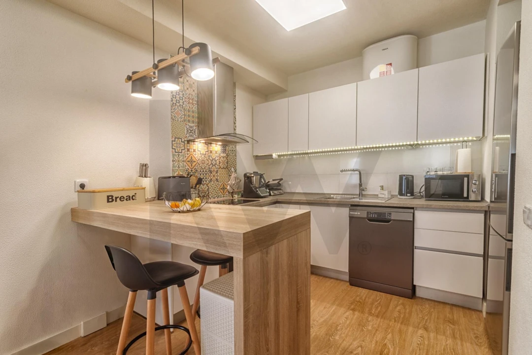 Apartamento T1 para Venda em São Martinho Foto 4