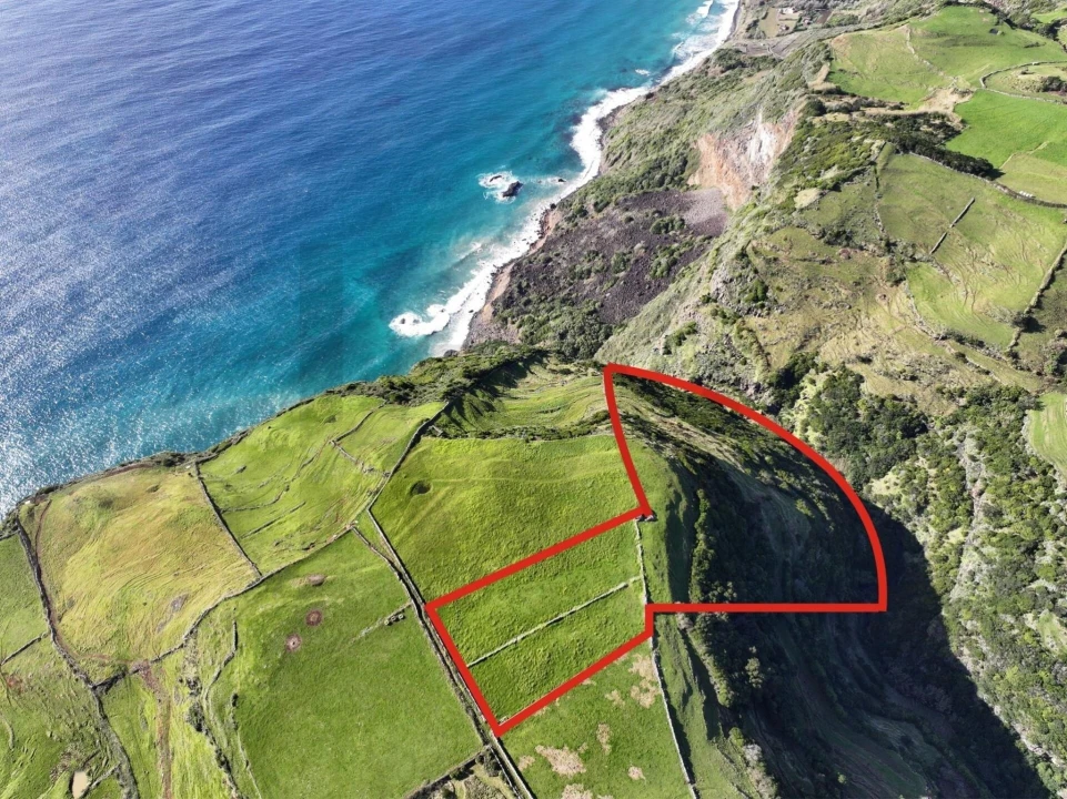 Terreno para Venda em Santo Espirito Foto 2